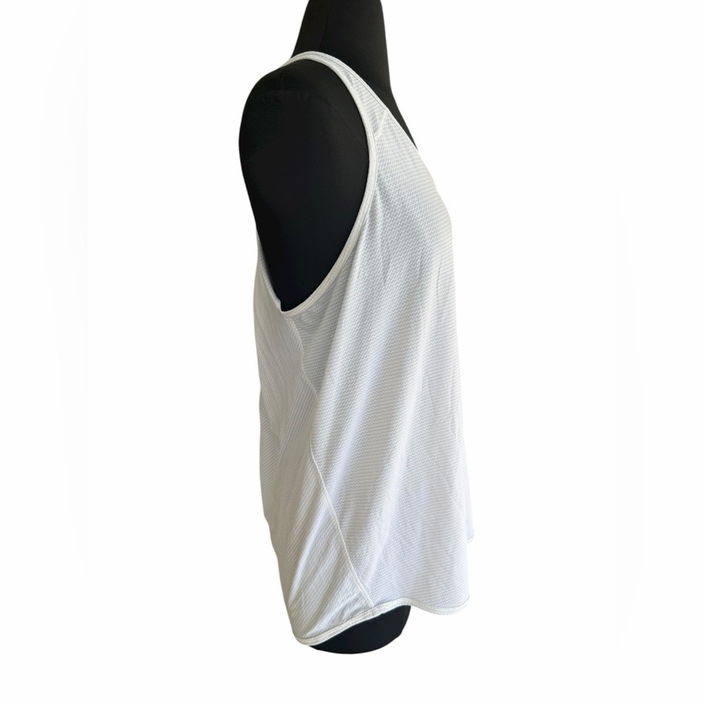 Lululemon Essential Tank Top Womens Size 6 - Picture 5 of 7
